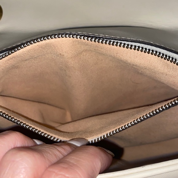 GG Marmont small matelassé shoulder bag I have box and authenticity cards - Picture 11 of 17